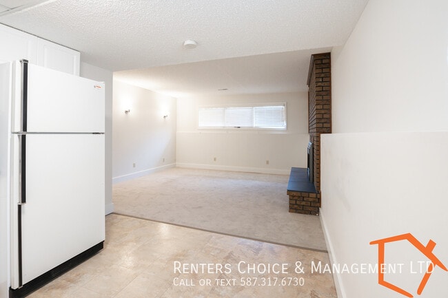 Photo - Basement Suite With Assiged Parking, UTILITIES INCLUDED