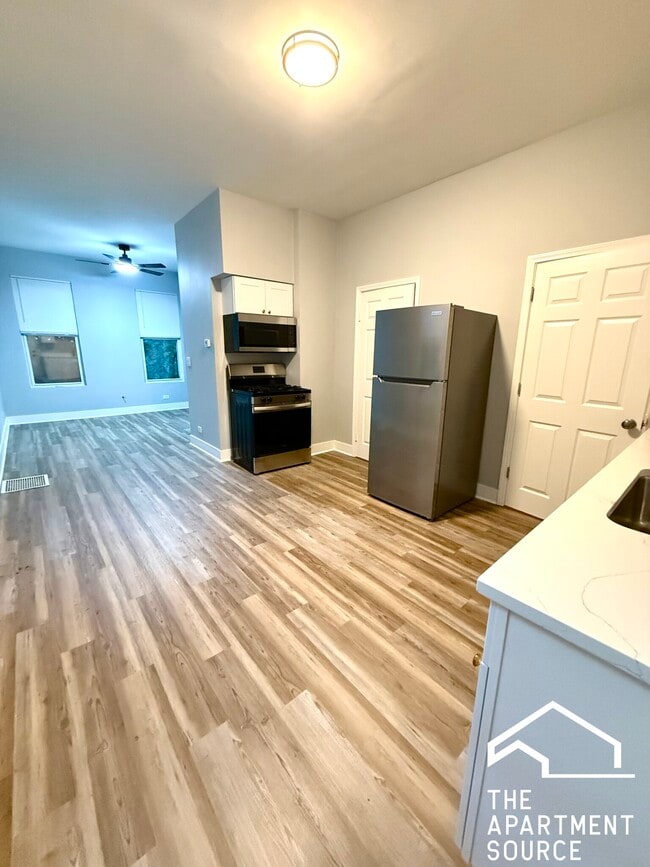 Photo - 942 N Elston Ave Unit 2R