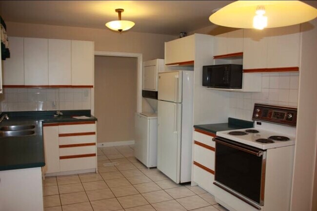 1 Wenderly Dr Unit Wenderly Drive apartments