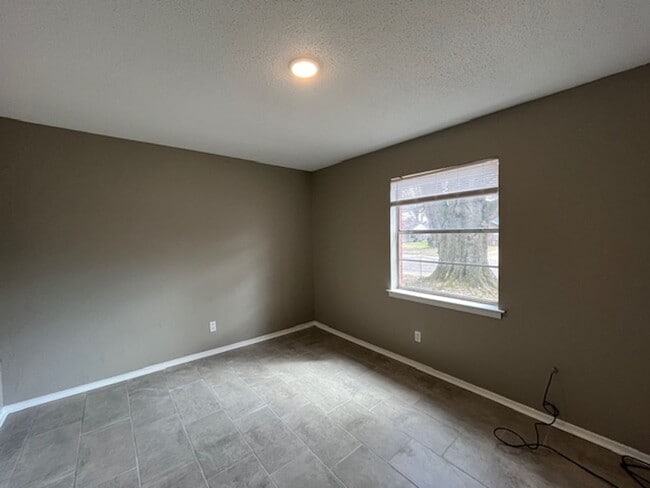 Photo - Renovated 3 Bedroom 1 Bath Home for Rent!