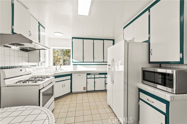 Photo - 16710 Elgar Ave