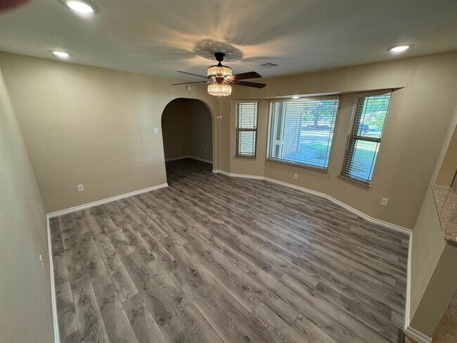 Photo - 141 Foxfire Rd