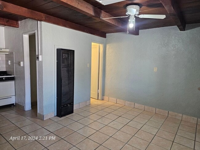 Photo - Cozy efficiency apartment Unidad E - #4