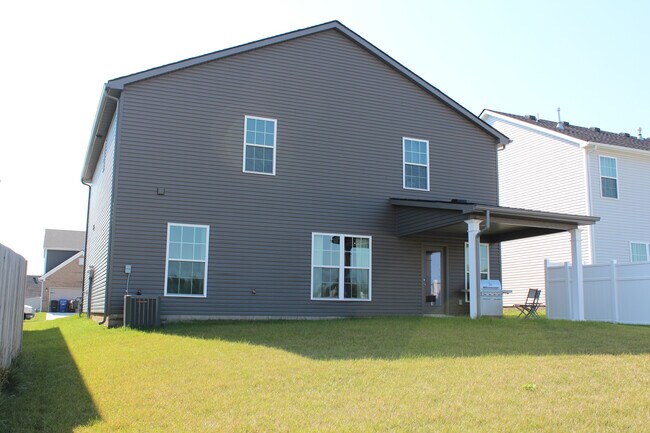 Back - 117 Gibson Way