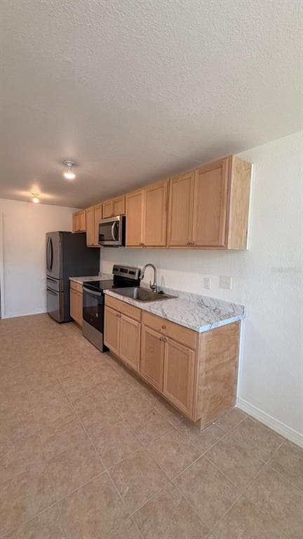 Photo - 301 Clark St