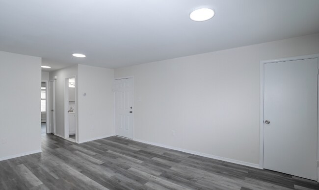 Photo - 1914 N Missouri Ave Unit 2BR