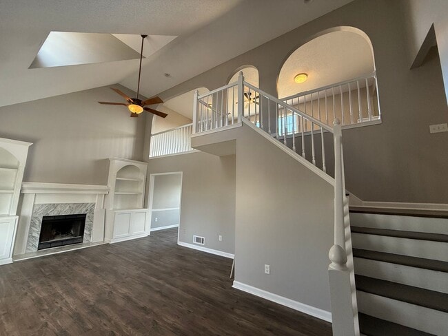 Photo - 4 Bedrooms, 3 Bathrooms with potential 5th Bedroom and Loft/Office in Euharlee!