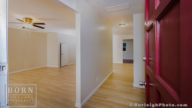 Photo - 992 Cleveland St