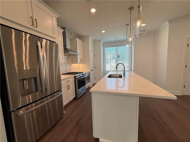 5410 Howington Ct