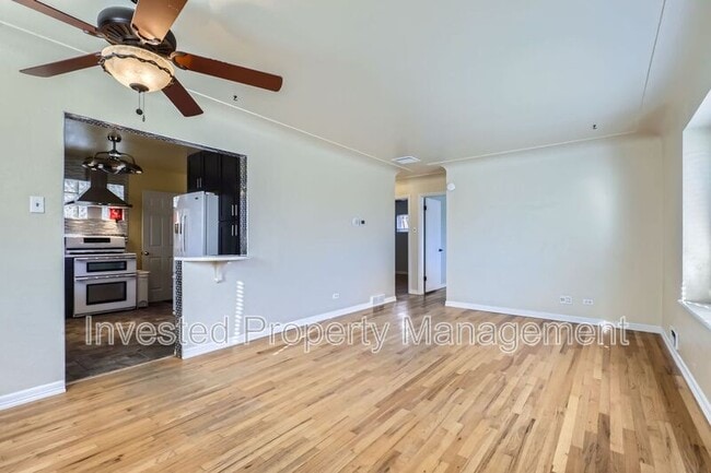 Photo - 3267 Ivanhoe St