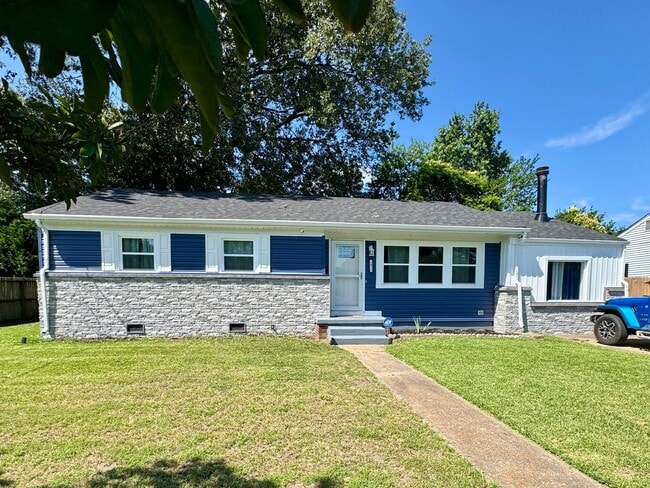 Charming Brick Ranch Near the Beach & Bases - Charming Brick Ranch Near the Beach & Bases Casa