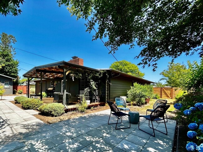 Photo - 1730 NW 27th St