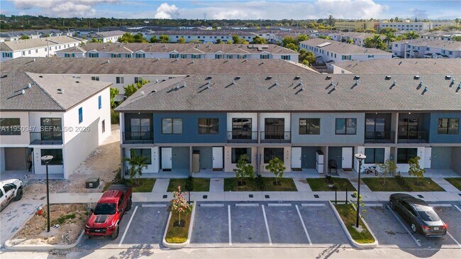 Photo - 417 NW 13 Ct