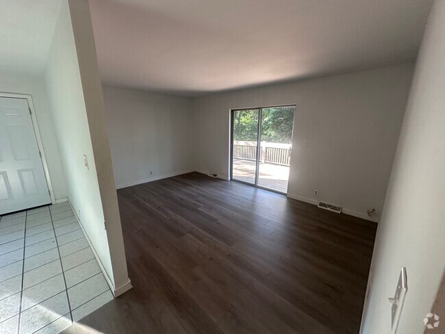 Building Photo - 6516 Dogwood Ln Rental