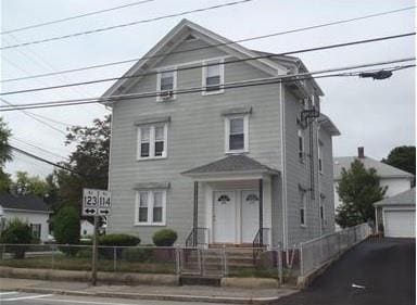 Building Photo - 436 High St Unit 3 Rental