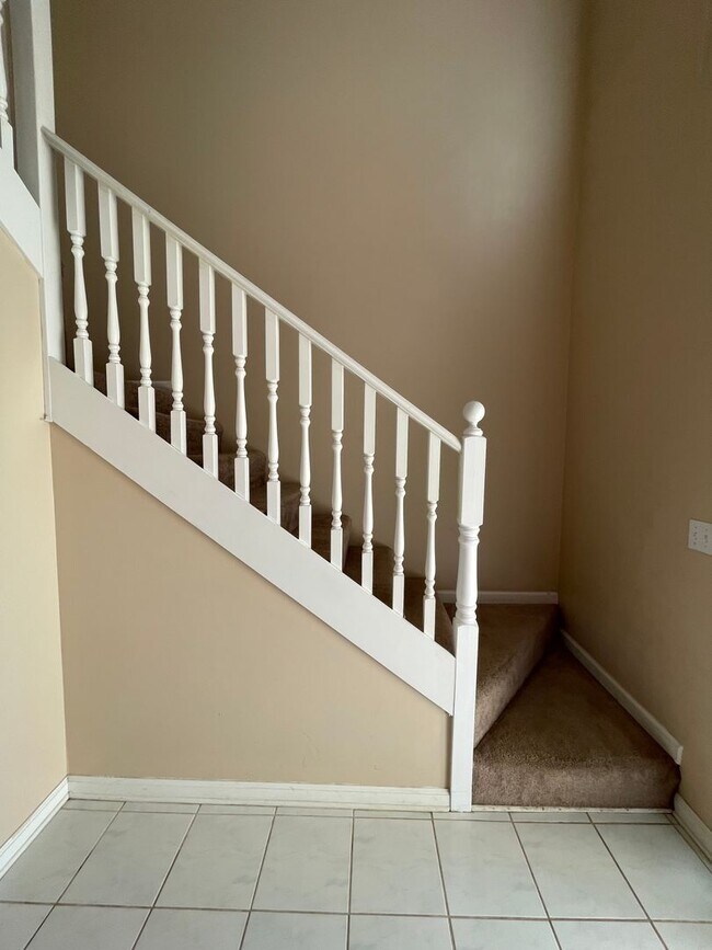 Photo - Foxhill Subdivision  End Unit!!!