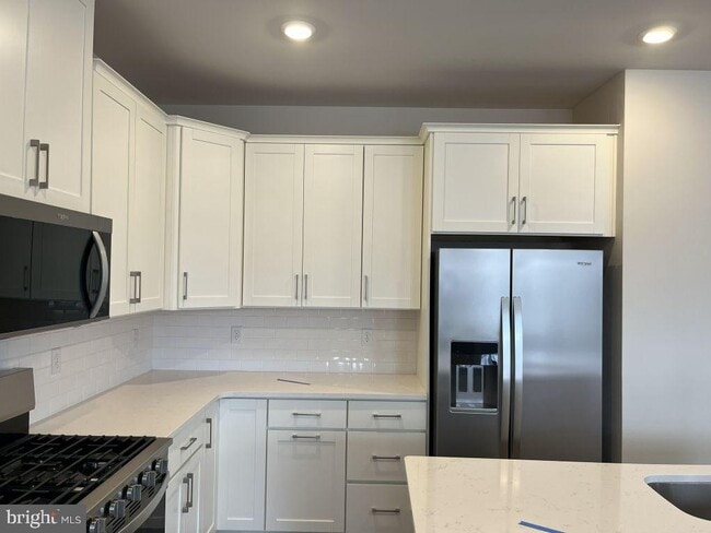 Building Photo - 103 Abramo Victor Dr