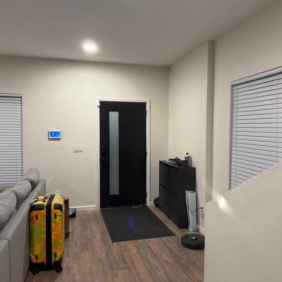 Foyer - 67 Cannon St Unit 67A - Room 2