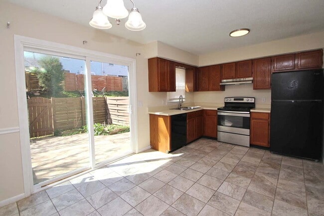 Photo - Four Bedroom Townhome with Plenty of Space!