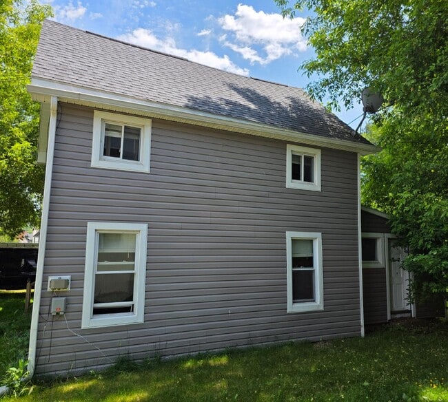 Photo - 29 E Vanscoter St