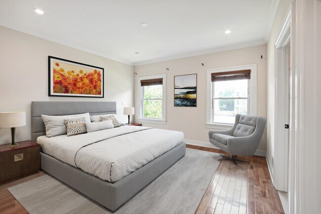 Photo - 286 Whiton St Unidad A Rental
