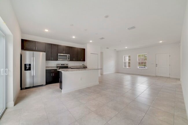 Photo - 7130 N Cricket Dr