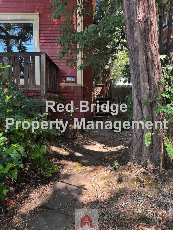 Photo - 1327 SE Nehalem St