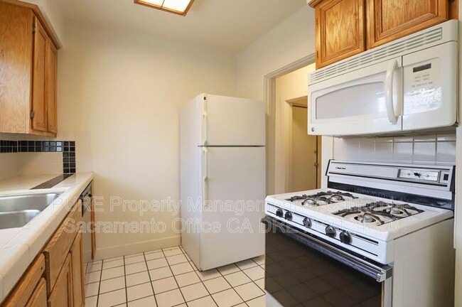Photo - 2700 T St