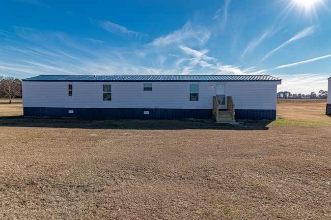 Building Photo - IMMACULATE 3 BR | 2 BA in Pikeville! Lawn ... Rental