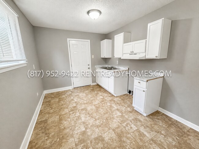 Photo - 501 Henson St