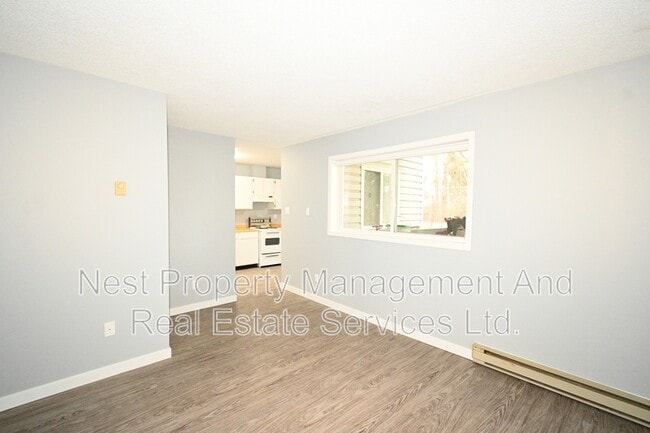 Photo - 3030 McGill Crescent