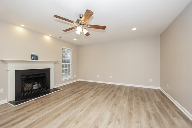 Photo - 1509 Winter Ct