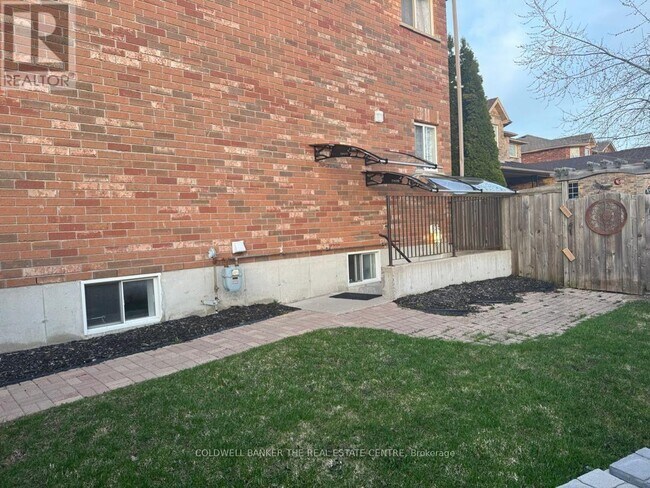 Photo - 229 Sproule Dr