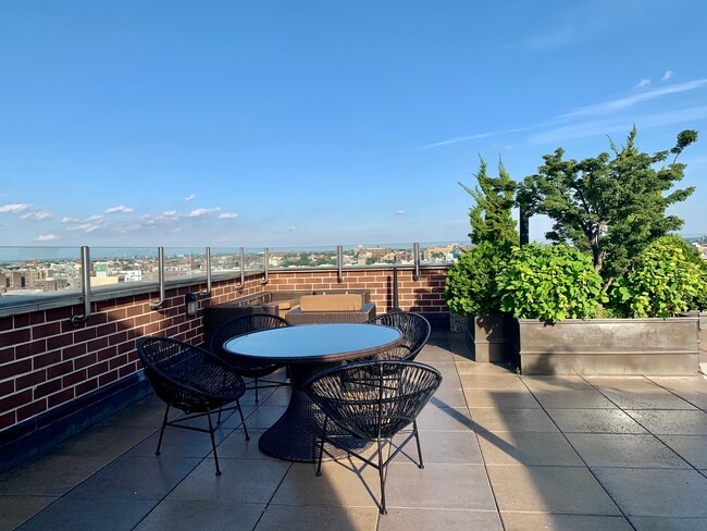 Photo - L at 30th Drive