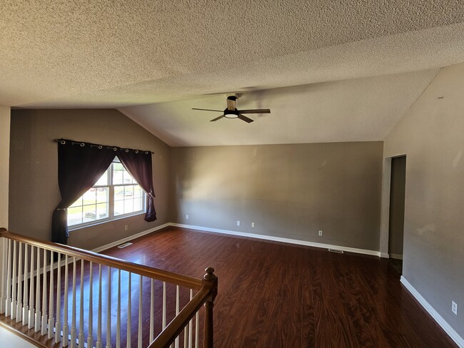Photo - 127 Bayfield Dr