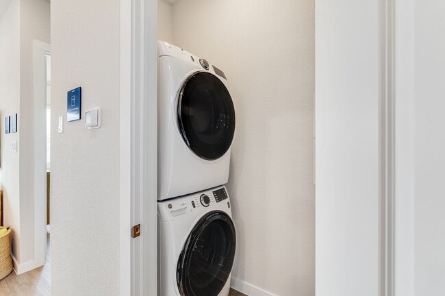 Yardly Town Center apartments — community photo