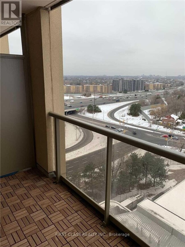 Photo - 18 Kenaston Gardens Unit 1410