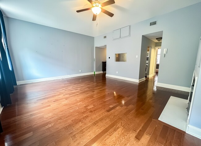 Photo - 1619 Spruce St Unit 2