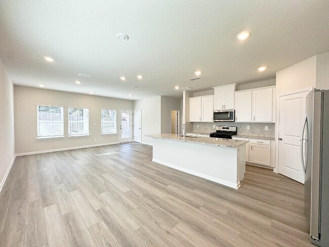 Photo - 4264 Holland Grv Rd