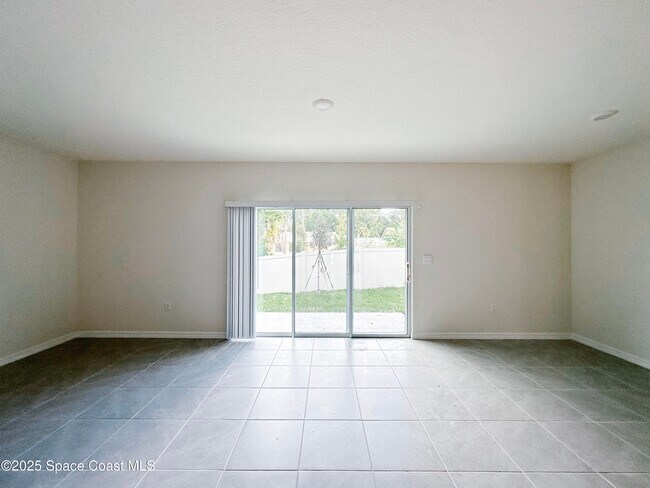 Photo - 2712 Golden Trout Ln