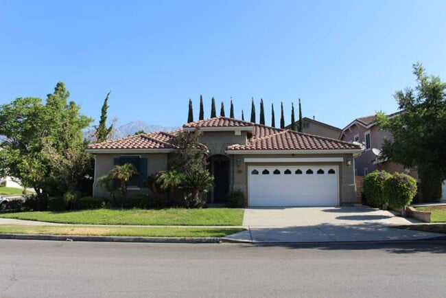 Building Photo - Coming Soon! Beautiful 3 Bedrooms 2 Baths Home located in Rancho Cucamonga.