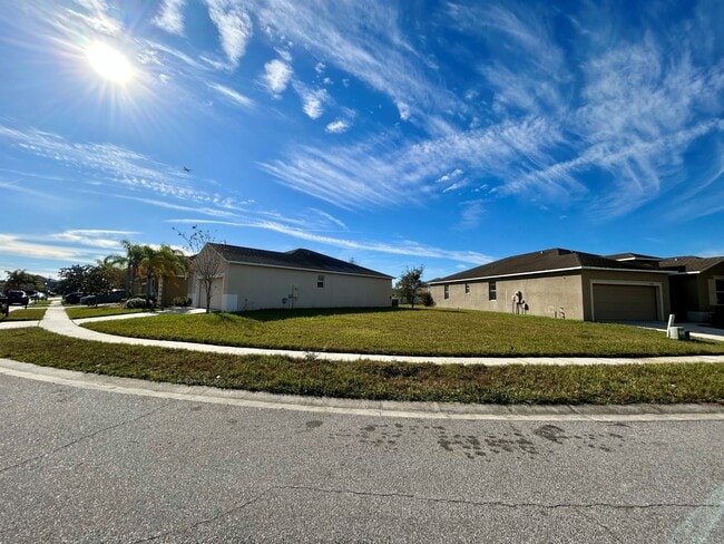Photo - 2742 Carrickton Cir