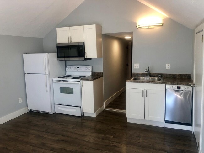 Photo - 615 N Lincoln St