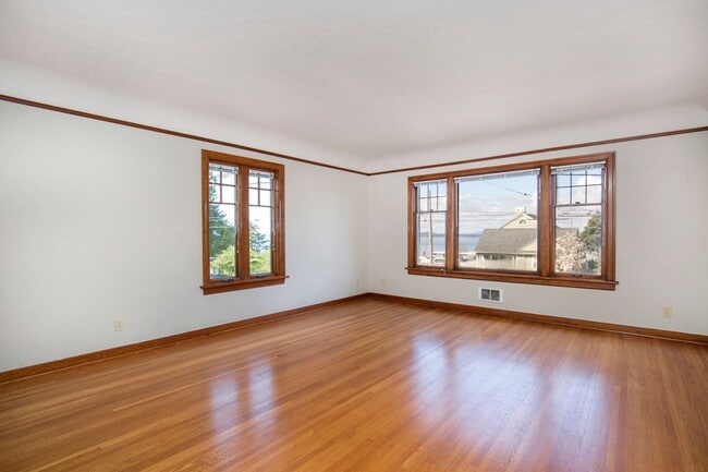 Building Photo - McKean Apartments LLC Unit 301