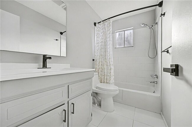 Photo - 3615 NE 68th Ter