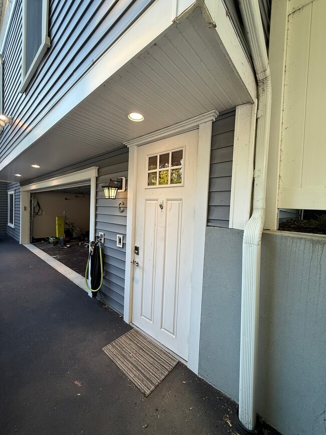 Dedicated Front Door - 99 Roland St Unit C