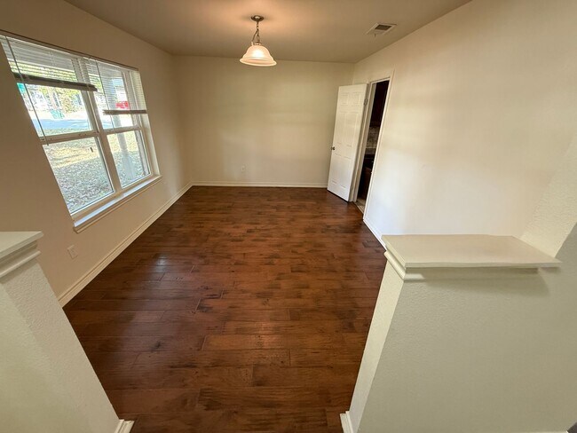 Photo - 3417 Timberlane Dr