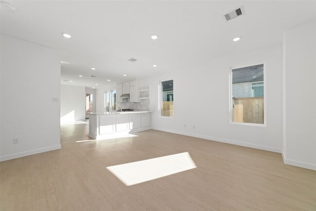 Photo - 6610 Sunset Velvet Dr