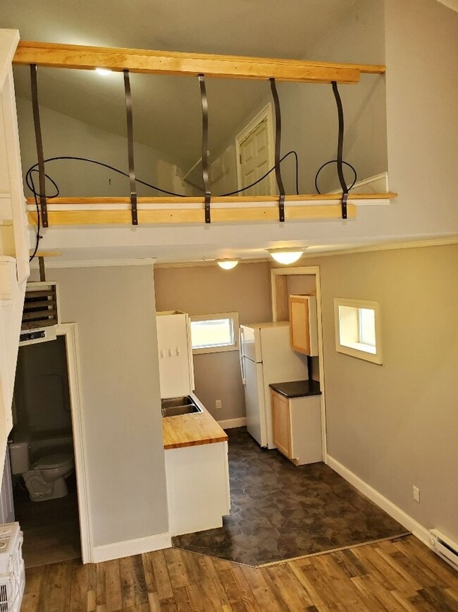 Photo - Studio Apartment