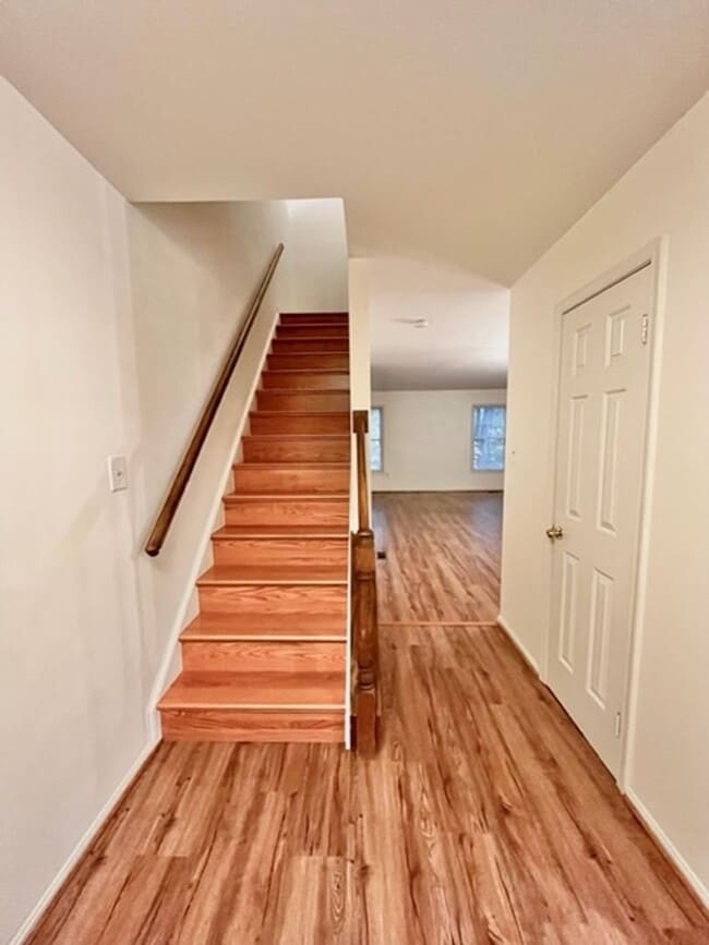 Photo - 17120 Briardale Rd